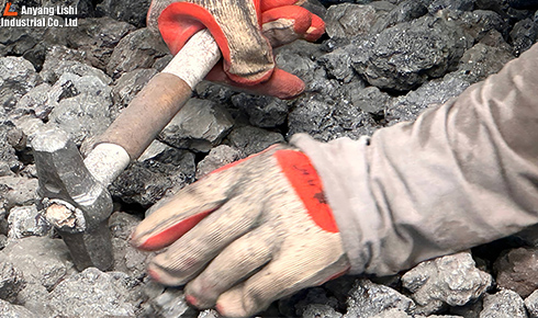 From "Industrial Waste" to "Hidden Gold Mine": The Birth and Rebirth of Silicon Slag