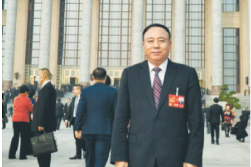 全國人大代表、九洲集團(tuán)董事長李寅：提高微電網(wǎng)利用率 推動(dòng)能源結(jié)構(gòu)轉(zhuǎn)型